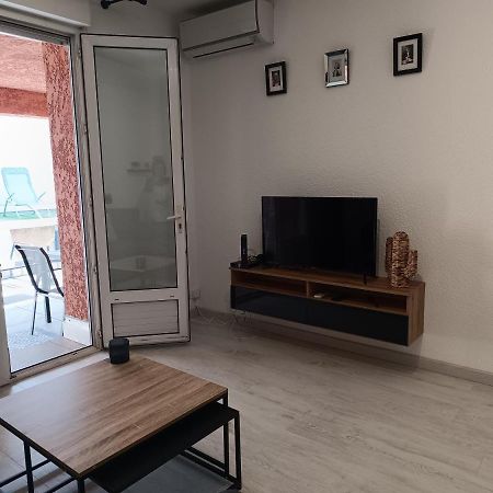 Appartement A 50 Metres De La Plage Fréjus Dış mekan fotoğraf