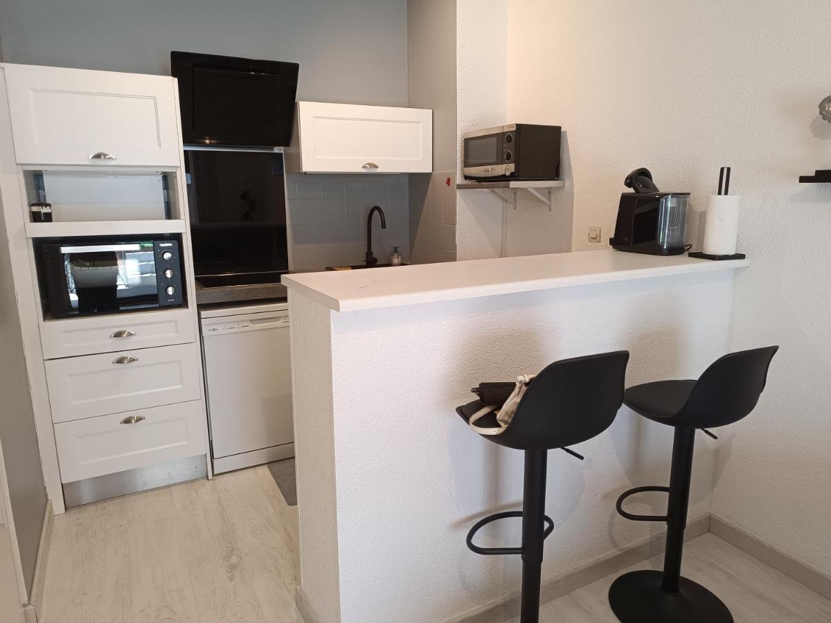 Appartement A 50 Metres De La Plage Fréjus Dış mekan fotoğraf
